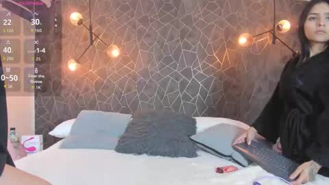    online show from 11.21.25