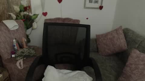 danalaleska online show from 11.03.25