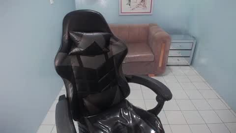 Danatella  online show from 03.04.25