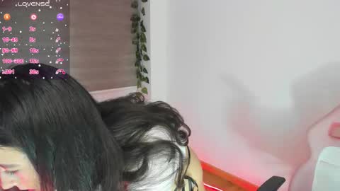 danay_01 online show from 11.05.25