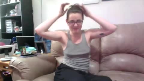 Snapshot of dancingcanadian chatting on 09.11.25 DancingCanadian online show from 09.11.25