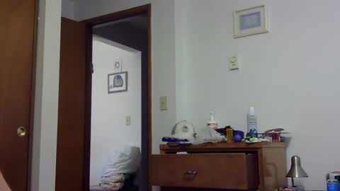 Snapshot of dandyhandys chatting on 03.01.25 Andy online show from 03.01.25