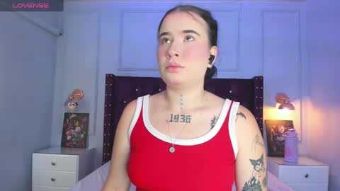 Snapshot of danee_19 chatting on 01.22.25 Daniela online show from 01.22.25