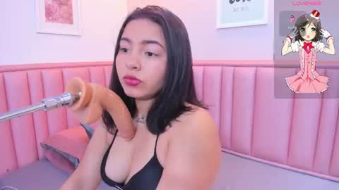 Snapshot of dani_garciaa chatting on 06.23.26 Daniela G online show from 06.23.26
