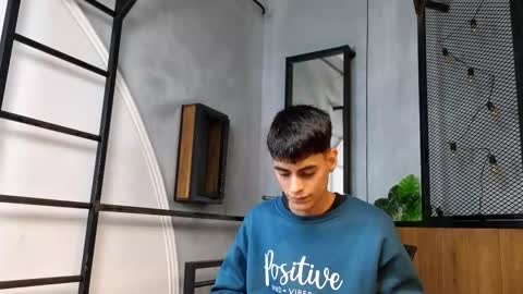 Snapshot of dani_mc chatting on 12.14.25 dani_mc online show from 12.14.25