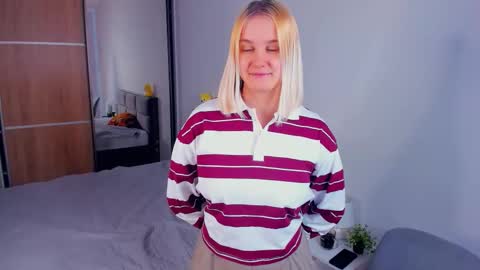 Carnelia online show from 03.11.26