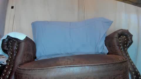 Snapshot of danidollxxx chatting on 12.08.24 danidollxxx online show from 12.08.24