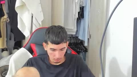 Snapshot of daniel_443 chatting on 09.09.25 DANIEL online show from 09.09.25