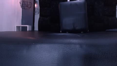 Daniel Delux  online show from 11.21.25