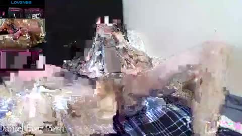 Snapshot of daniel_everhard1 chatting on 01.07.25 Daniel online show from 01.07.25