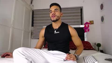 Daniel Sherlock online show from 09.17.25