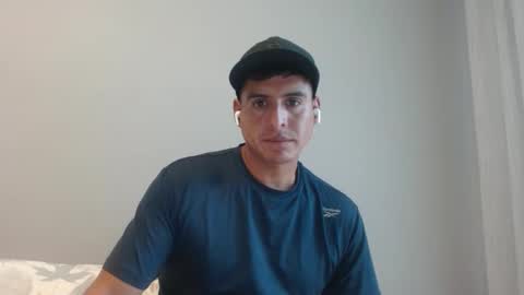 Snapshot of daniel_surfer chatting on 12.23.24 Daniel  online show from 12.23.24