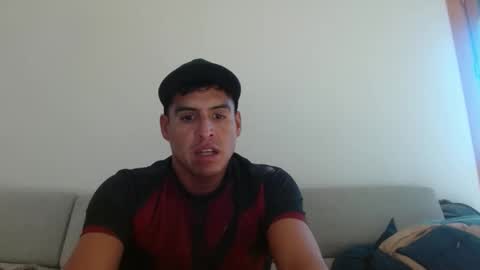 Snapshot of daniel_surfer chatting on 12.25.24 Daniel  online show from 12.25.24