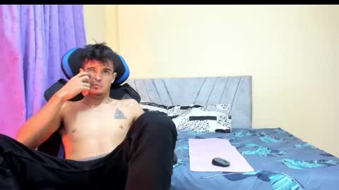 Snapshot of daniel_velez26 chatting on 11.13.25 daniel_velez26 online show from 11.13.25