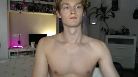 Snapshot of daniel_yumm chatting on 06.24.26 Daniel online show from 06.24.26