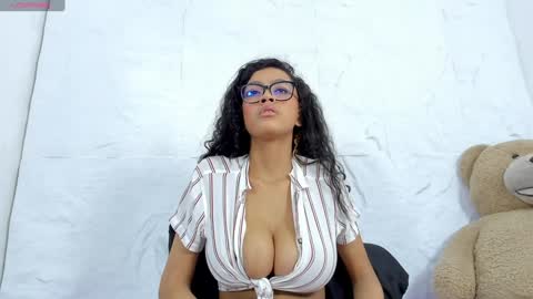 Dani online show from 12.04.24