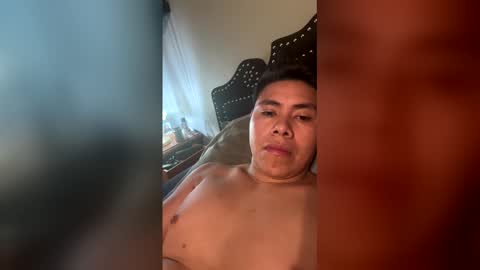 Snapshot of danieldiaz01051996 chatting on 05.18.26 danieldiaz01051996 online show from 05.18.26