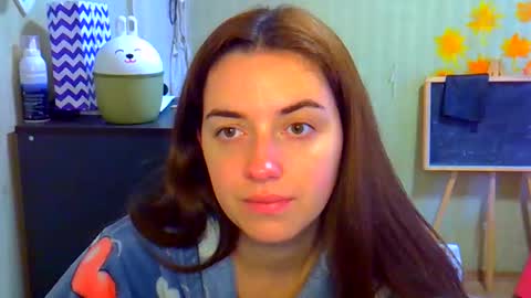 Snapshot of daniella_brunnette_ chatting on 10.24.25 Daniella  online show from 10.24.25