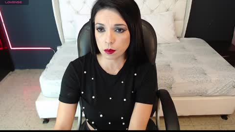 Danielle Smith online show from 01.08.25