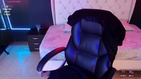 Danielle Smith online show from 02.21.25