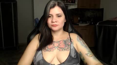 daniellerain online show from 02.04.26