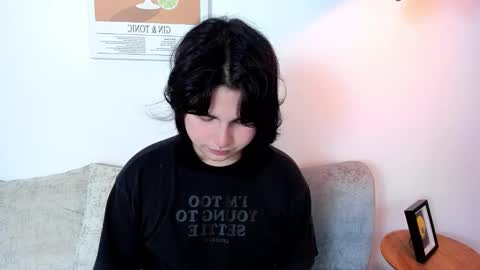 Snapshot of daniellesins2 chatting on 12.19.25 Danielle online show from 12.19.25