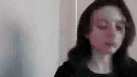 Snapshot of daniellevaulet chatting on 01.05.26 Mia online show from 01.05.26