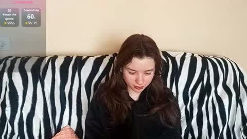 Snapshot of daniellevaulet chatting on 02.02.26 Mia online show from 02.02.26