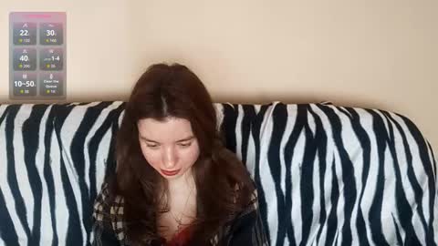 Snapshot of daniellevaulet chatting on 02.11.26 Mia online show from 02.11.26