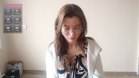 Snapshot of daniellevaulet chatting on 02.15.26 Mia online show from 02.15.26