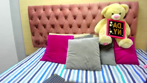 Snapshot of daniibelluci chatting on 03.05.25 DaniiBelluci online show from 03.05.25