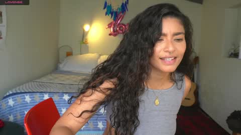 danalle .. online show from 01.11.25