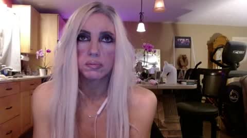 Snapshot of danikawhite69 chatting on 07.18.26 DanikaWhite69 online show from 07.18.26