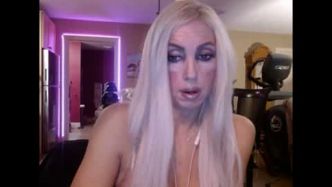 Snapshot of danikawhite69 chatting on 08.02.26 DanikaWhite69 online show from 08.02.26