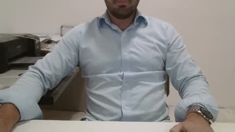 Dani Oli online show from 10.31.25