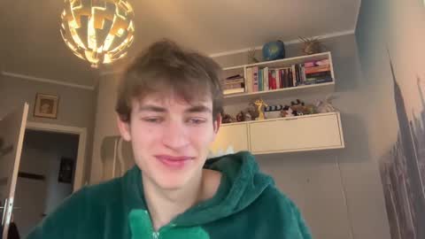 danio hot online show from 12.10.24