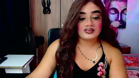 Snapshot of danipein chatting on 10.11.25 danipein online show from 10.11.25