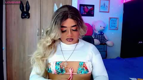 Snapshot of danipein chatting on 11.12.25 danipein online show from 11.12.25