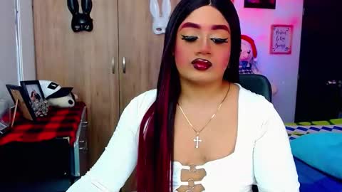 Snapshot of danipein chatting on 11.29.25 danipein online show from 11.29.25