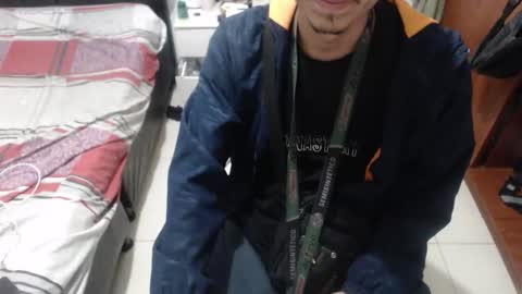 Snapshot of danivoyeur21 chatting on 02.25.26 daniel segura online show from 02.25.26