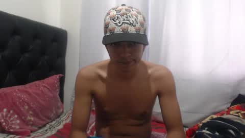 Snapshot of danivoyeur21 chatting on 06.28.26 daniel segura online show from 06.28.26