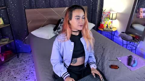 Dannacastle online show from 12.10.24