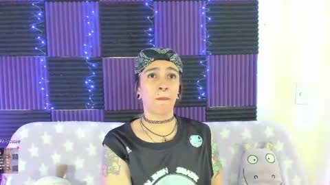 Snapshot of danna__castle chatting on 06.28.26 Dannacastle online show from 06.28.26