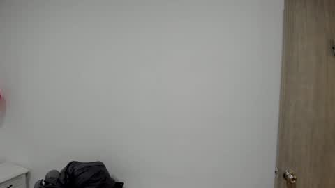 Snapshot of danna__ortiz chatting on 02.15.25 Danna online show from 02.15.25