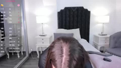 Snapshot of danna__ortiz chatting on 09.30.25 Danna online show from 09.30.25