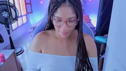 Snapshot of danna_berry chatting on 07.28.26 DannaBerry online show from 07.28.26