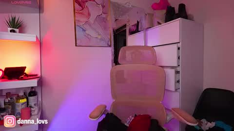 Danna Lovs online show from 03.22.26