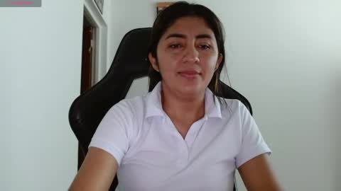 Snapshot of danna_peterson chatting on 04.25.26 Danna online show from 04.25.26