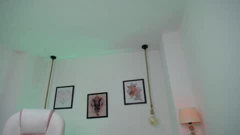 Danna online show from 04.17.26