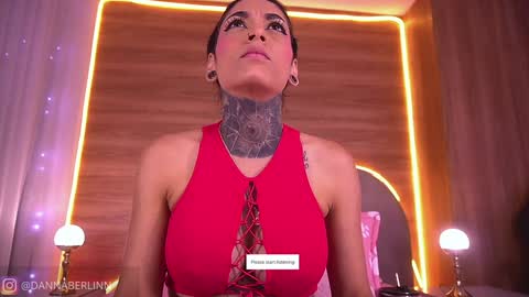 Danna Berlin  online show from 02.14.26